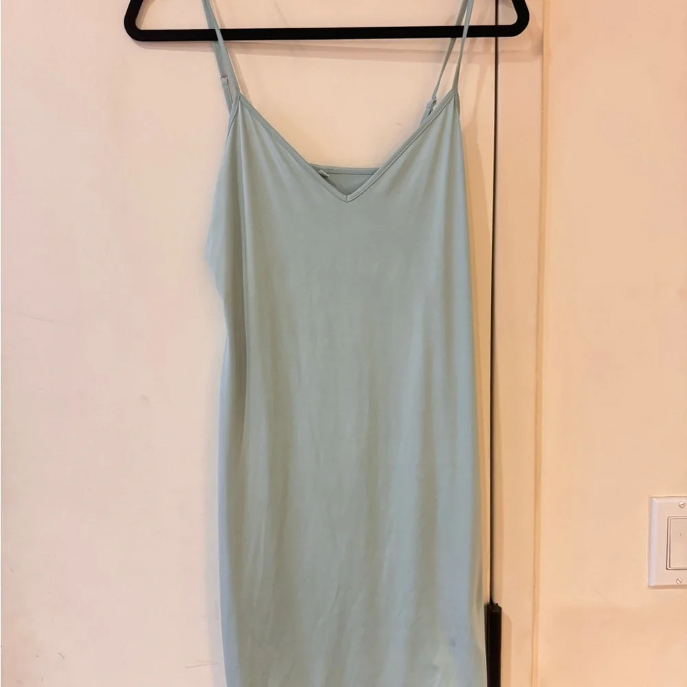 GUESS Elegant Green Marble Dress Short size M - Picture 2 of 5
